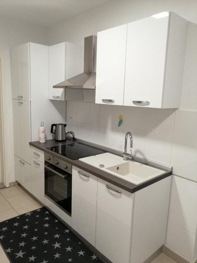Apartment Tian Capodistria Esterno foto